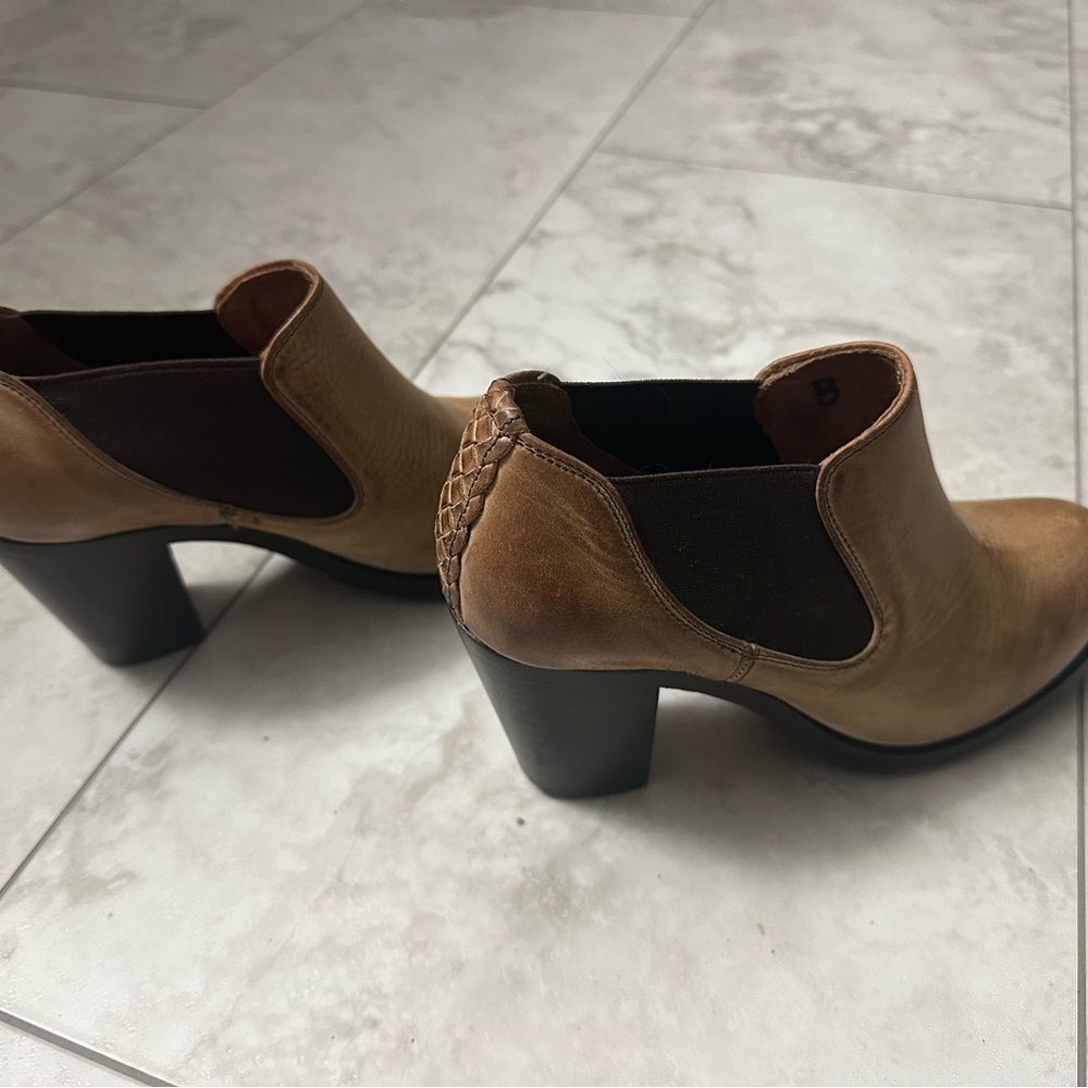 Ariat tan leather braided heel clog boots
